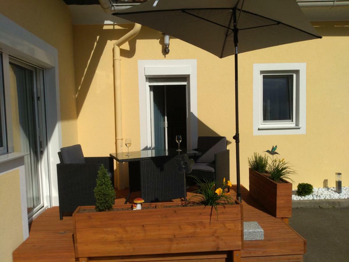 Apartmán Ferienwohung Fam. Fink Riegersburg Exteriér fotografie