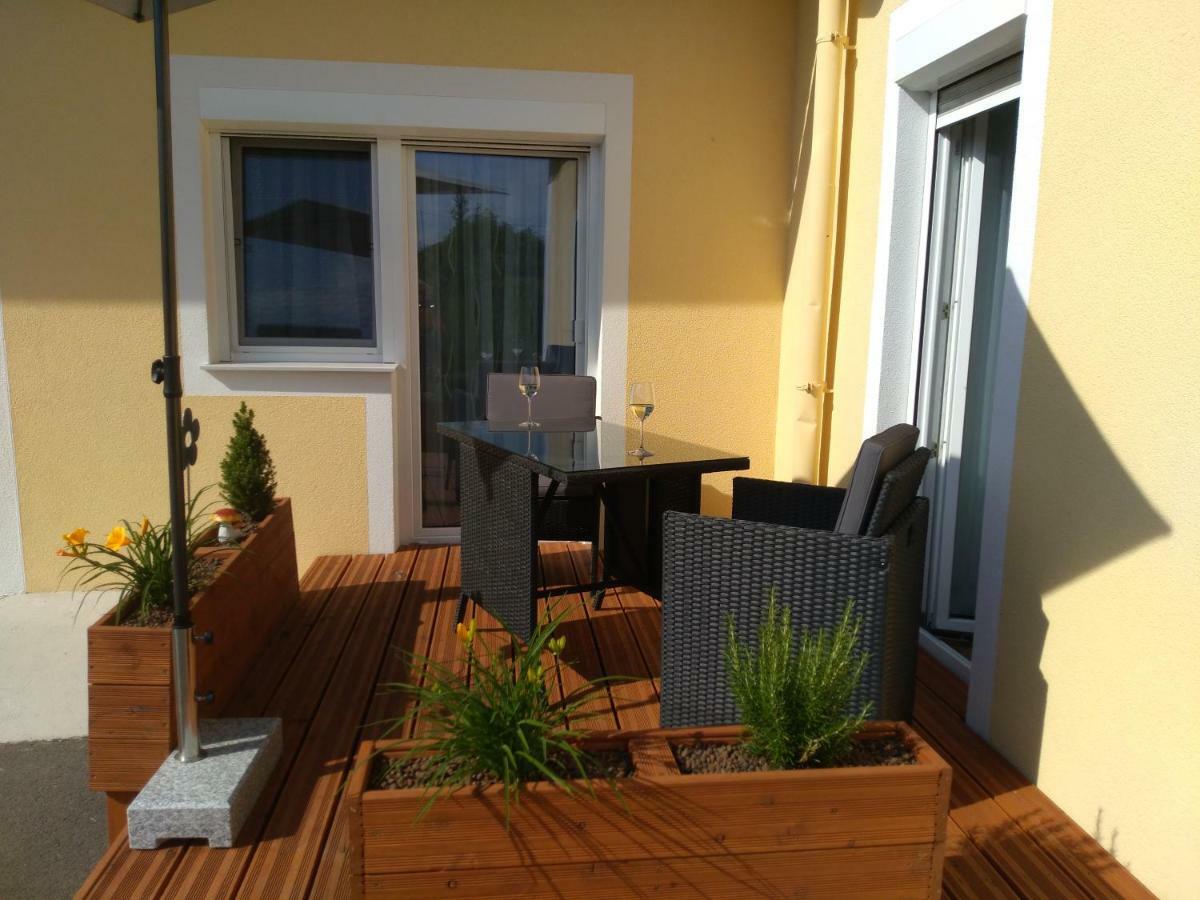 Apartmán Ferienwohung Fam. Fink Riegersburg Exteriér fotografie